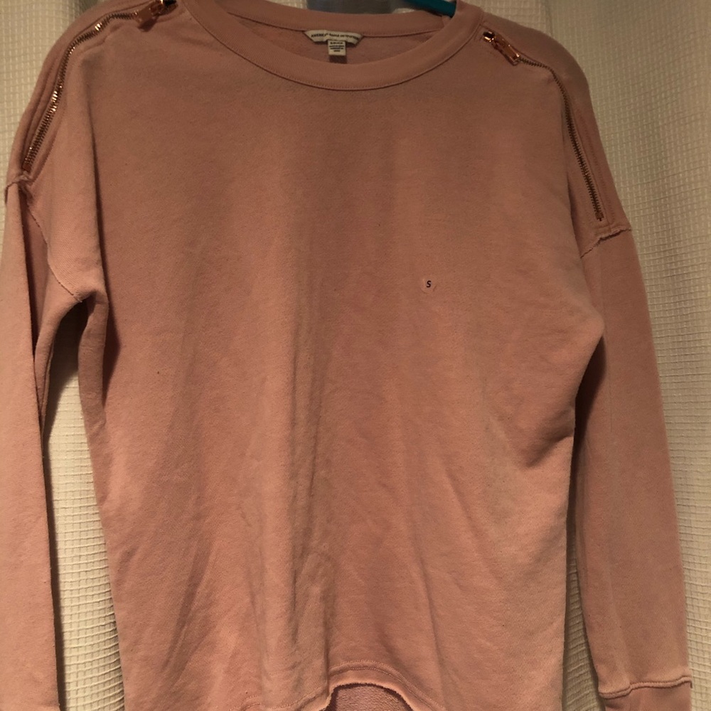 American Eagle Pink/Rose Gold Crew Neck